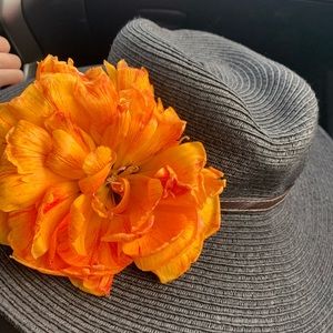 Meet your Posher, Alice